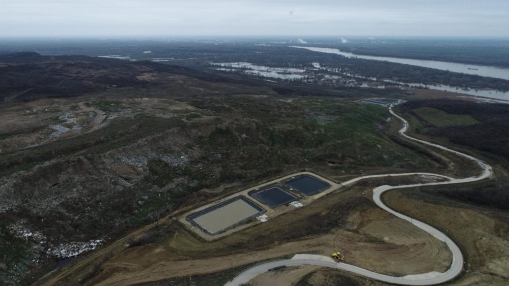 A leachate treatment plant will be put into operation soon to which leachate will be conveyed through a network of pipes and canals, and after treatment it will be discharged into the Osljanski stream, so clean water will flow into the international waterway of the Danube River. Leachate will be treated by reverse osmosis technology.