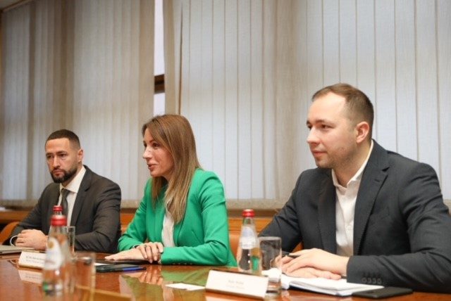 Meeting with Minister of Mining and Energy 7