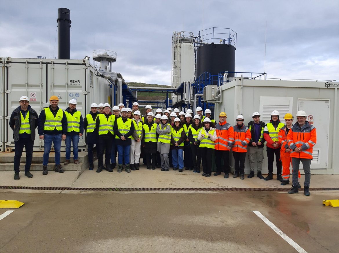 Poseta studenata Mašinskog fakulteta-01