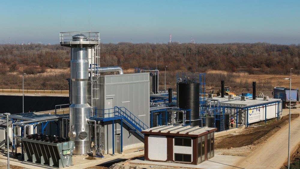 A leachate treatment plant will be put into operation soon to which leachate will be conveyed through a network of pipes and canals, and after treatment it will be discharged into the Osljanski stream, so clean water will flow into the international waterway of the Danube River. Leachate will be treated by reverse osmosis technology.