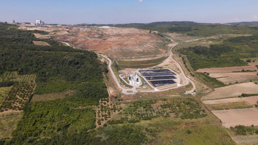 A leachate treatment plant will be put into operation soon to which leachate will be conveyed through a network of pipes and canals, and after treatment it will be discharged into the Osljanski stream, so clean water will flow into the international waterway of the Danube River. Leachate will be treated by reverse osmosis technology.